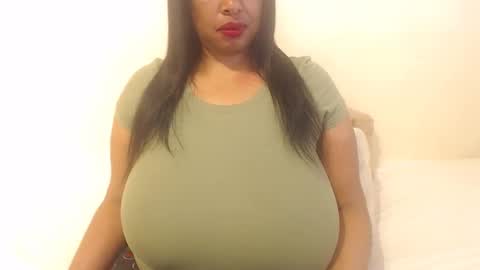 boobyqueen online show from October 21, 8:26 am