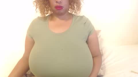 boobyqueen online show from January 19, 7:23 am