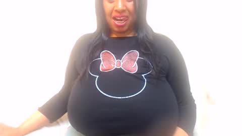 boobyqueen online show from June 1, 5:25 pm