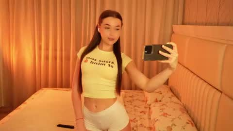 Snapshot of boootyfrytti chatting on June 25, 7:07 pm boootyfrytti online show from June 25, 7:07 pm