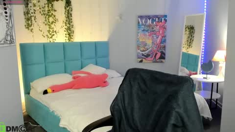 Milena online show from March 17, 3:00 am