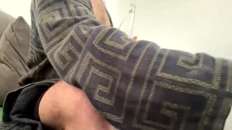 Snapshot of booyyy12 chatting on March 1, 10:17 am BoYYYOOO online show from March 1, 10:17 am