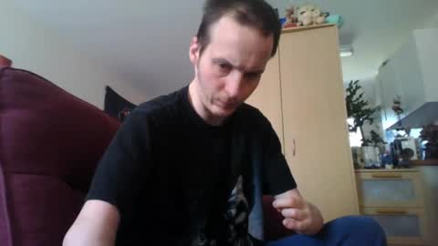 boredlul online show from May 30, 9:28 am