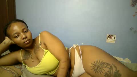 botty_queen online show from May 29, 8:29 pm