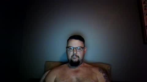 Snapshot of bowtieguy84 chatting on March 3, 5:02 am bowtieguy84 online show from March 3, 5:02 am