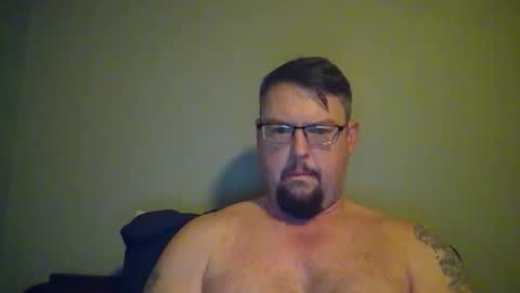 Snapshot of bowtieguy84 chatting on March 27, 3:01 am bowtieguy84 online show from March 27, 3:01 am