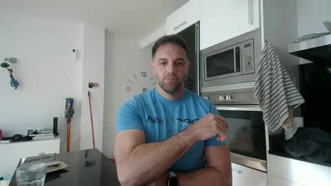 Snapshot of boxing__spf chatting on December 29, 10:01 am boxing__spf online show from December 29, 10:01 am