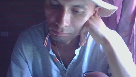 Boy online show from May 14, 6:04 pm