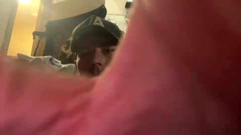 boyfadeddd7 online show from August 3, 8:57 am