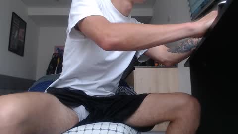 Snapshot of boyfriend_fuckme chatting on November 27, 5:15 pm Felipe online show from November 27, 5:15 pm