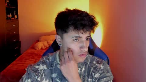 miguel  online show from April 26, 11:13 pm