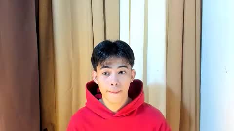 HI IM JAMES DONT FORGET GIVE ME THUMBS UP AND JOIN TO MY FANCLUB online show from April 12, 3:00 am