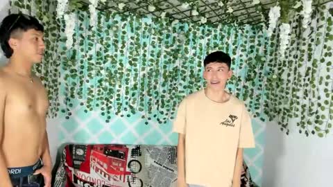 boys4hot_777 online show from February 14, 7:33 pm