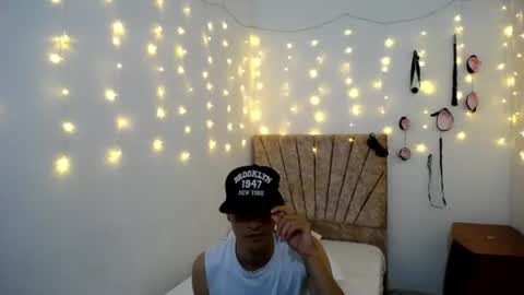 Snapshot of boysins chatting on July 20, 12:36 am Boysins online show from July 20, 12:36 am