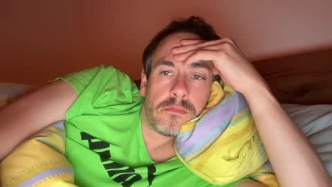 boytoyhh online show from May 1, 1:21 am