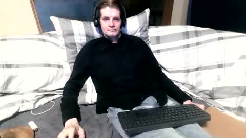 Snapshot of bponie1 chatting on January 10, 1:07 am bponie1 online show from January 10, 1:07 am