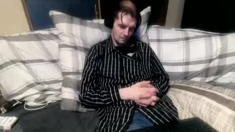 Snapshot of bponie1 chatting on March 13, 11:11 pm bponie1 online show from March 13, 11:11 pm