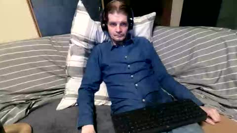 Snapshot of bponie1 chatting on April 2, 11:13 pm bponie1 online show from April 2, 11:13 pm