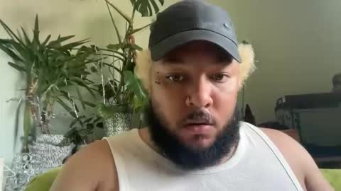 Brad online show from May 22, 11:49 am