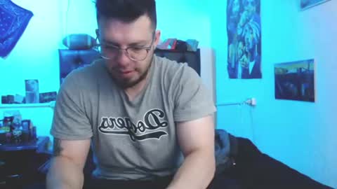 brad hot boy online show from June 13, 3:10 pm