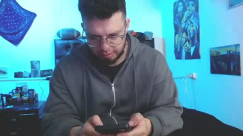 brad hot boy online show from July 17, 4:12 pm