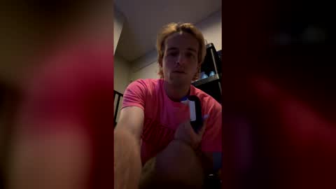 Snapshot of braden_thompson2012 chatting on April 15, 4:30 am braden_thompson2012 online show from April 15, 4:30 am