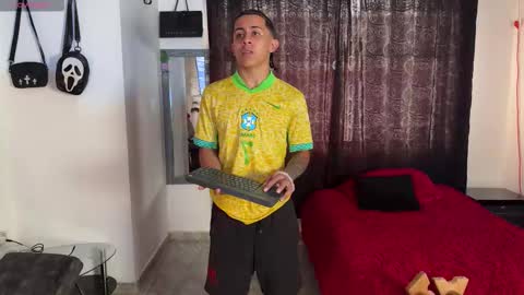 Bradley Strong online show from February 17, 7:53 pm