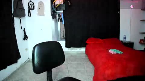 Bradley Strong online show from July 9, 2:37 am