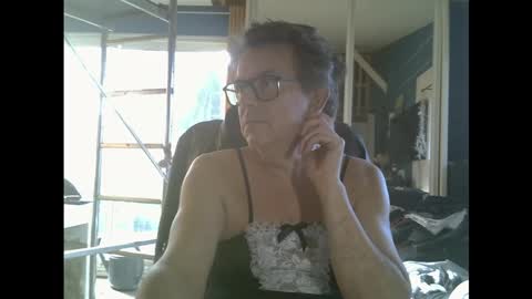 bradysboy online show from November 17, 9:37 am