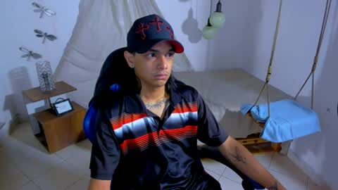 Snapshot of brand_hades chatting on June 25, 5:12 am B R A N D online show from June 25, 5:12 am