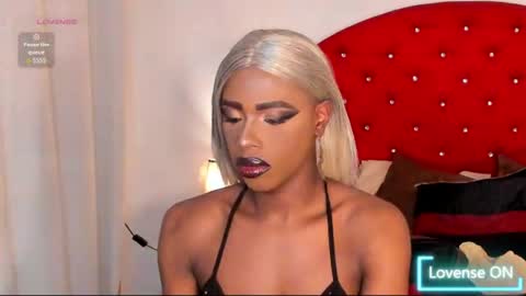 Snapshot of brandi_ross_ chatting on June 24, 7:13 pm Brandy online show from June 24, 7:13 pm
