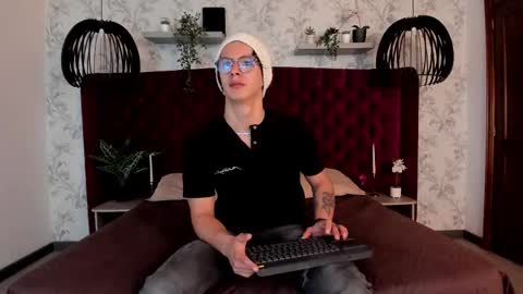 brandon_starkk online show from January 18, 11:58 am