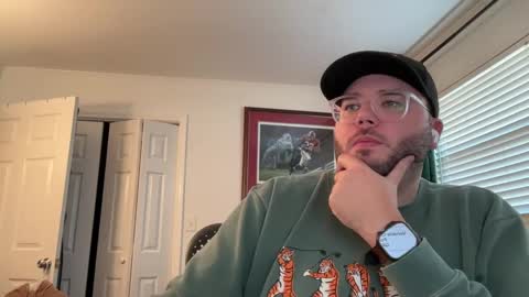 Brandon Bailey online show from December 5, 8:00 pm