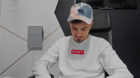 BrandonTateX online show from January 17, 6:07 am