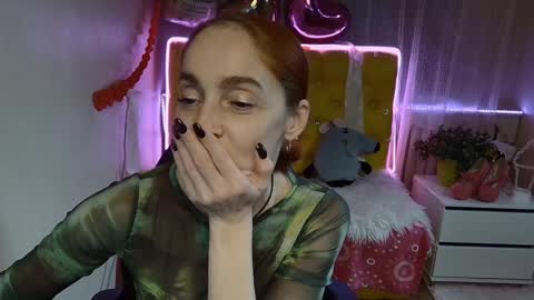 breeterner online show from March 10, 1:34 am