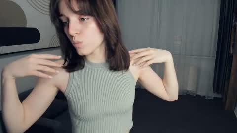 Marceline online show from April 28, 8:25 pm