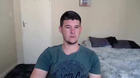 ask me lol online show from December 11, 5:43 am