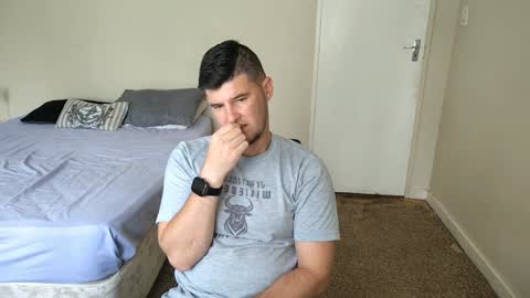 ask me lol online show from January 10, 10:06 am