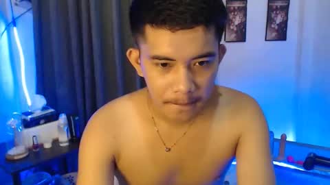 brent_handsome online show from November 27, 2:46 am