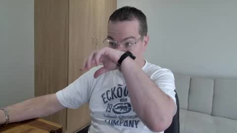 Brett online show from May 3, 1:50 pm