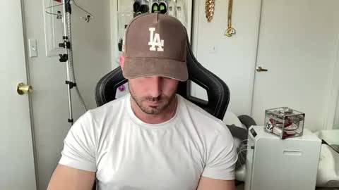Brett Mycles online show from July 12, 5:48 pm