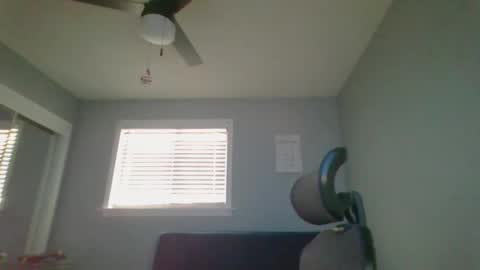 hey online show from March 7, 5:32 pm