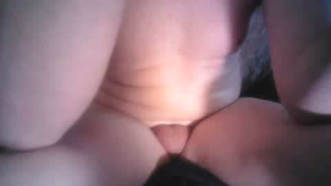 Snapshot of bri20fu chatting on July 2, 9:10 pm raining down on me online show from July 2, 9:10 pm