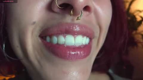 Snapshot of bri_von_dhara_ chatting on July 20, 9:50 pm Bri online show from July 20, 9:50 pm