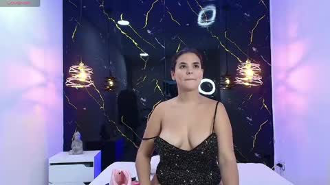 Manuela online show from May 5, 3:58 am