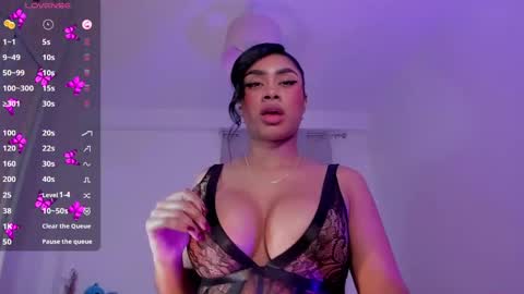 briana online show from March 8, 7:53 pm