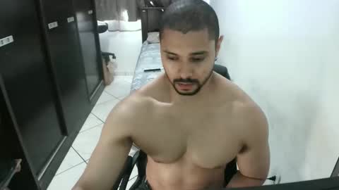 brianaries online show from December 15, 2:54 pm