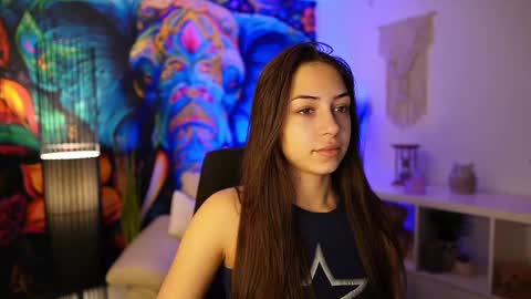 Briar Rose online show from December 7, 2:35 pm