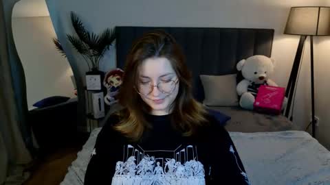 briarwynn online show from March 2, 5:41 am