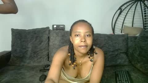 briella online show from June 12, 12:53 am